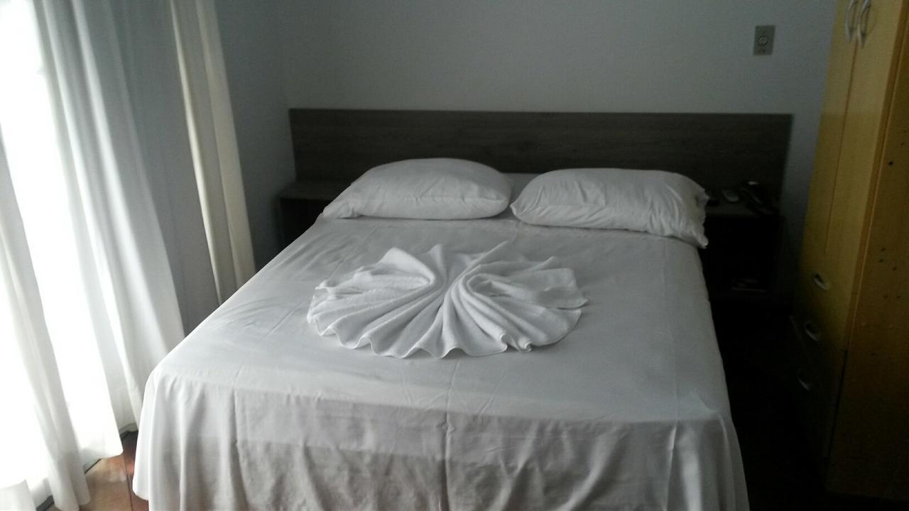 Rocha'S Hotel Guarapuava Extérieur photo